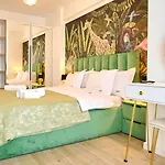 Aparthotel Tropicana Alz Infinity - Sea View Navodari
