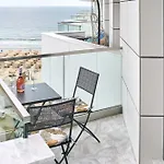 Tropicana Alezzi Infinity - Sea View Hotel de apartamente Năvodari