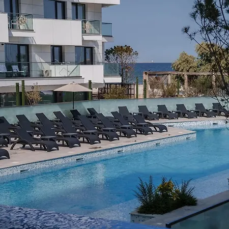 Tropicana Sea View & Parking In Alezzi Infinity Mamaia Nord 4* Năvodari