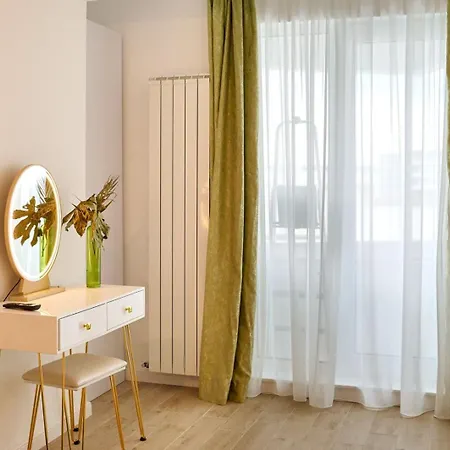 Tropicana Sea View & Parking In Alezzi Infinity Mamaia Nord Apart-hotel Năvodari