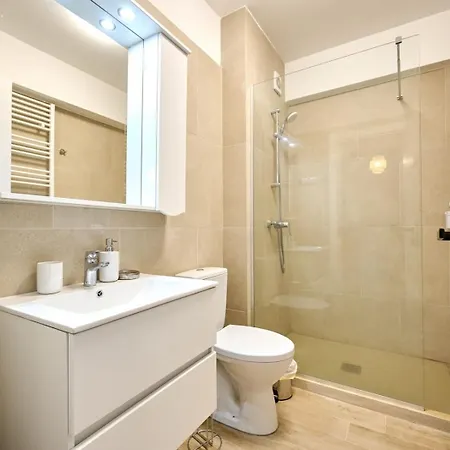 Tropicana Sea View & Parking In Alezzi Infinity Mamaia Nord Apart-hotel 4*