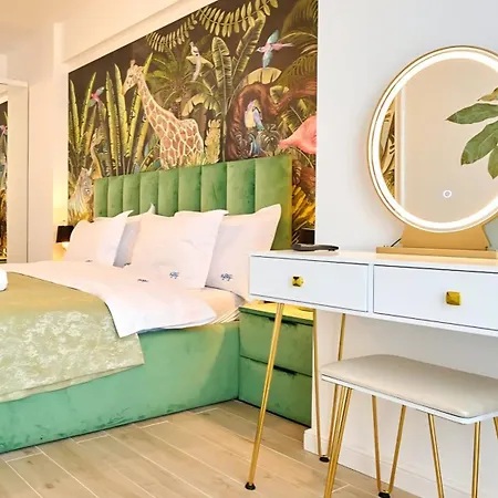 Tropicana Sea View & Parking In Alezzi Infinity Mamaia Nord Apart-hotel