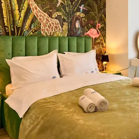Apart-hotel Tropicana Sea View & Parking In Alezzi Infinity Mamaia Nord