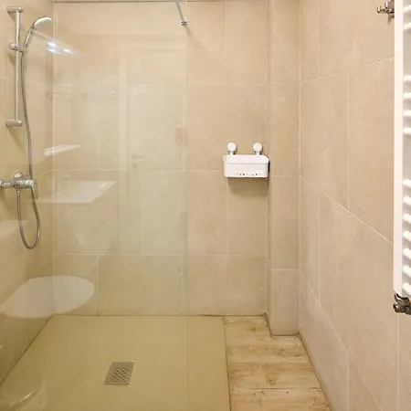 Tropicana Sea View & Parking In Alezzi Infinity Mamaia Nord Apart-hotel 4*