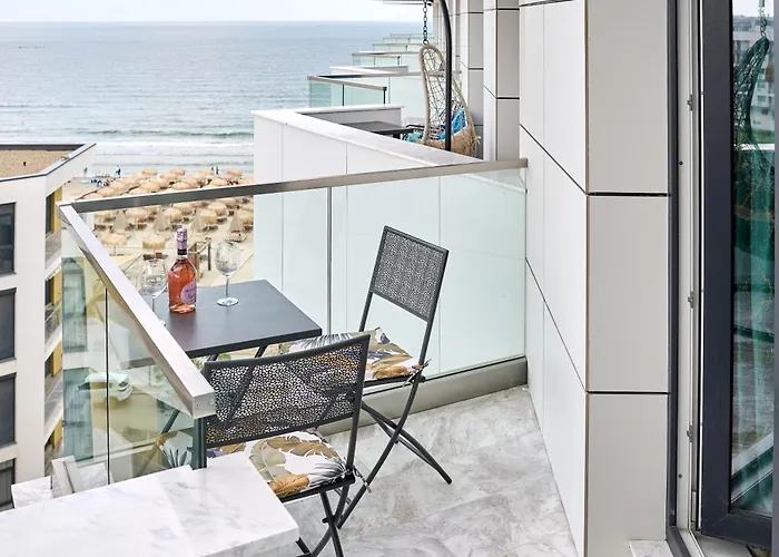 Tropicana Alezzi Infinity Apart Otel Navodari